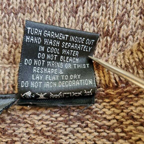 Christmas Holiday Sweater Vest Women's L Embroidered Applique Knit Button Front - Picture 12 of 12